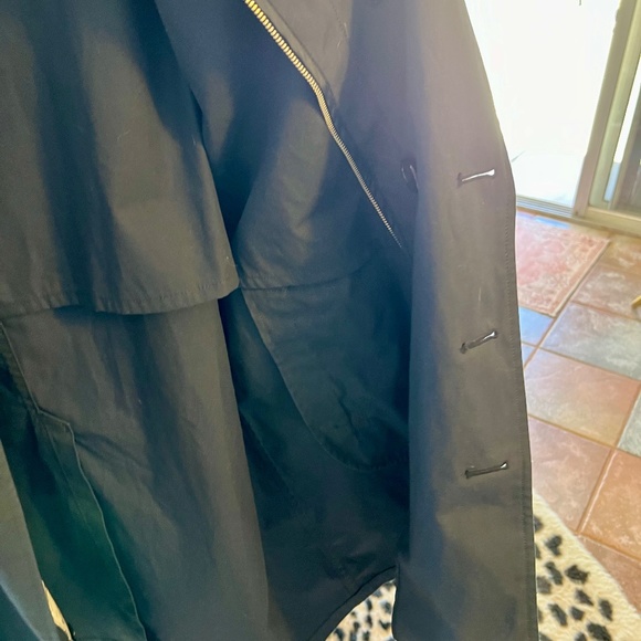 Defense Logistics Agency "Defender Collection" Navy Trench Coat - Picture 5 of 7
